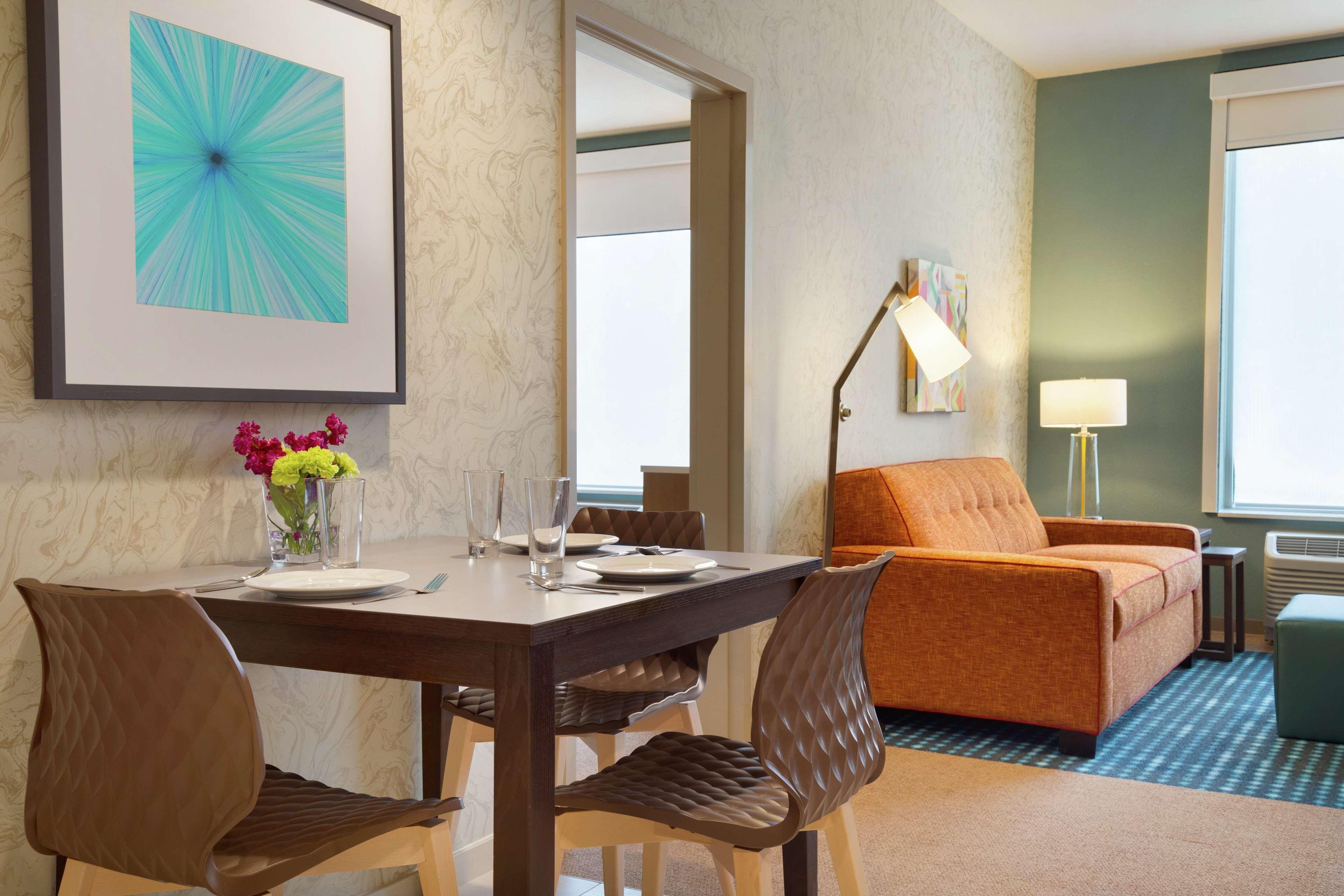 Home2 Suites By Hilton Frederick Eksteriør billede