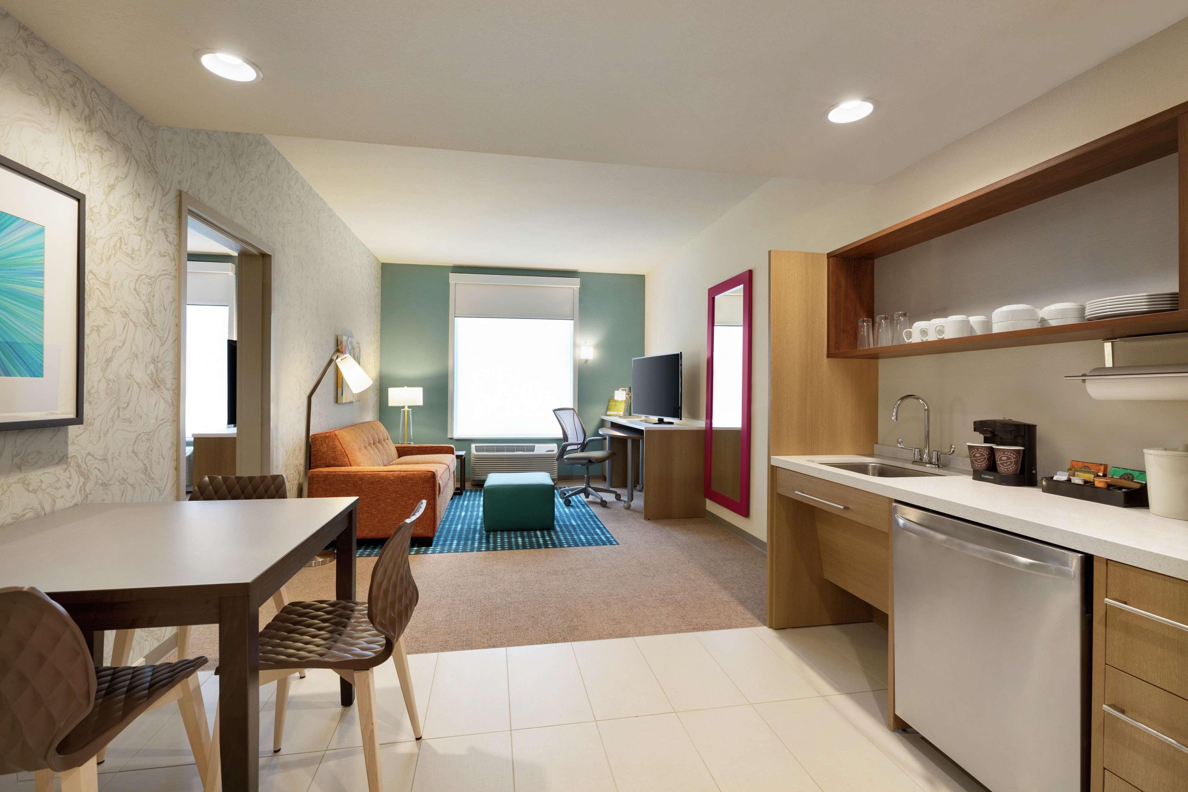 Home2 Suites By Hilton Frederick Eksteriør billede