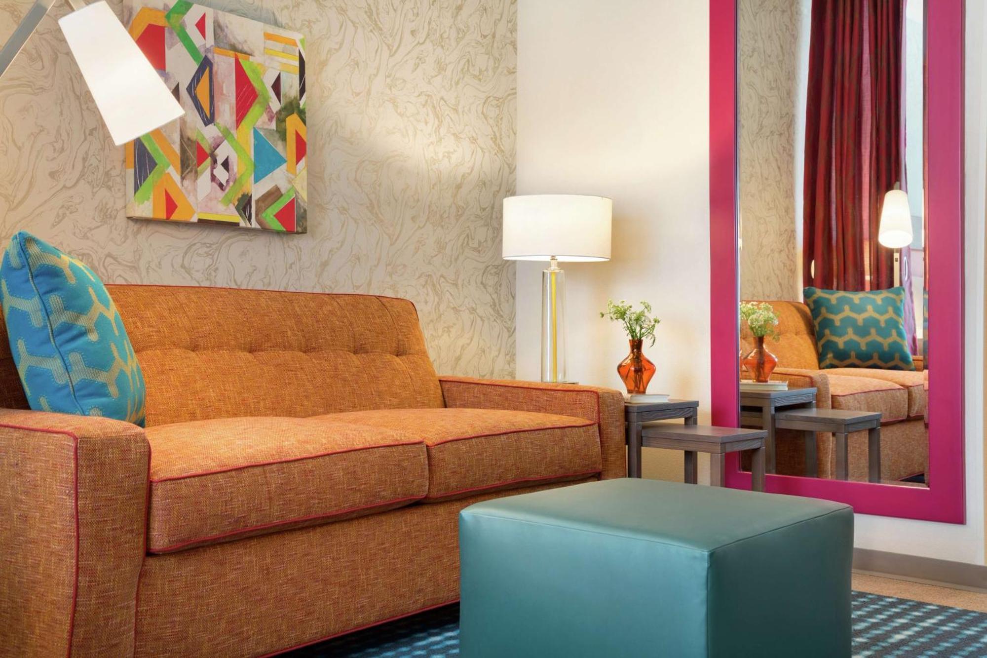 Home2 Suites By Hilton Frederick Eksteriør billede